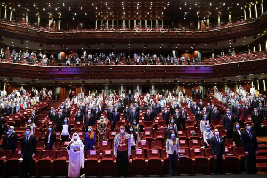 KÜLLİYEDEKİ TÖRENİN ARDINDAN,AKSARAY ÜNİVERSİTESİNDE  YENİ AKADEMİK YIL BAŞLADI.