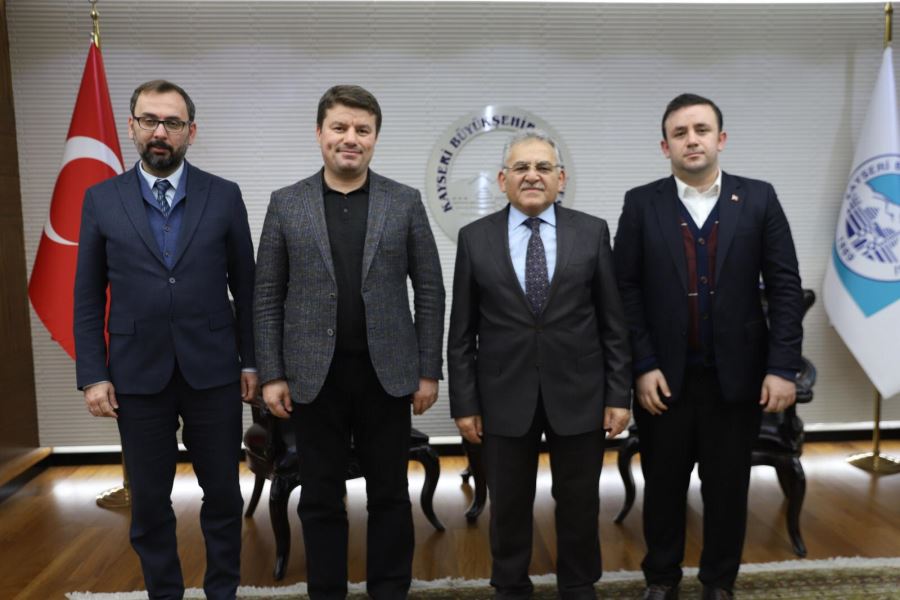 BAŞKAN DİNÇER, KAYSERİ BÜYÜKŞEHİR BELEDİYE BAŞKANI DR. MEMDUH BÜYÜKKILIÇ’I ZİYARET ETTİ