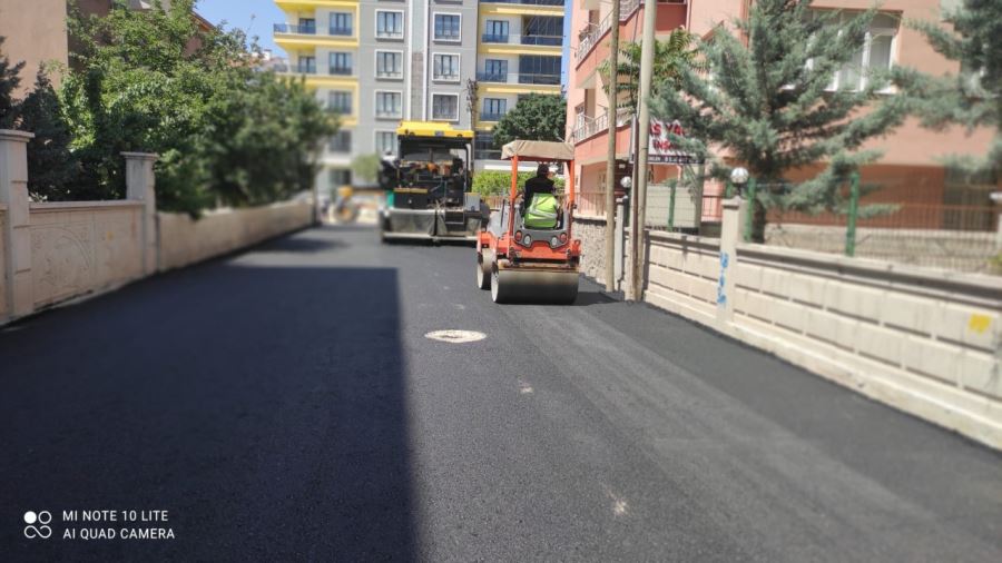 AKSARAY BELEDİYESİ SICAK ASFALTTA REKORA HAZIRLANIYOR