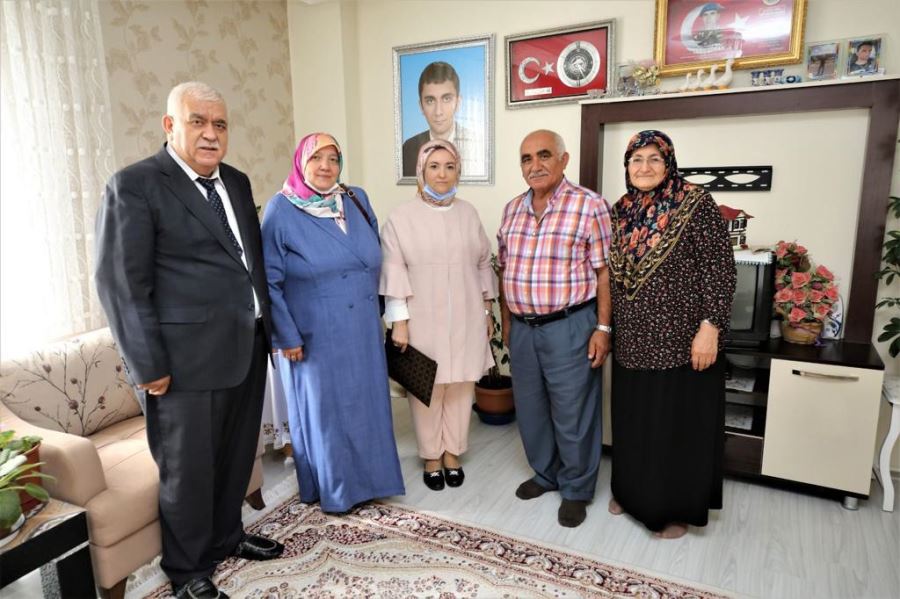 Şehit ve gazi ailelerine ziyaret.