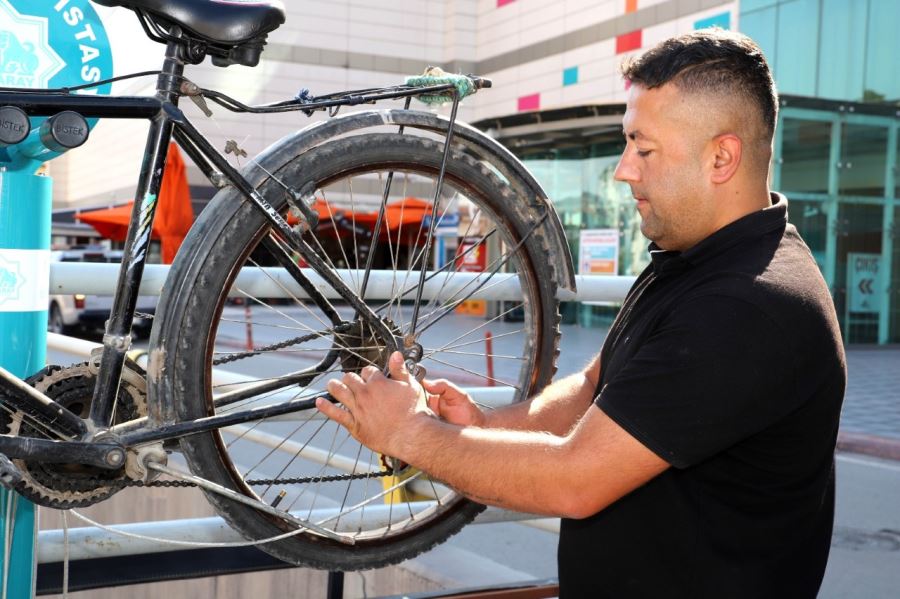 10 NOKTAYA BİSİKLET TAMİR İSTASYONU YAPILDI