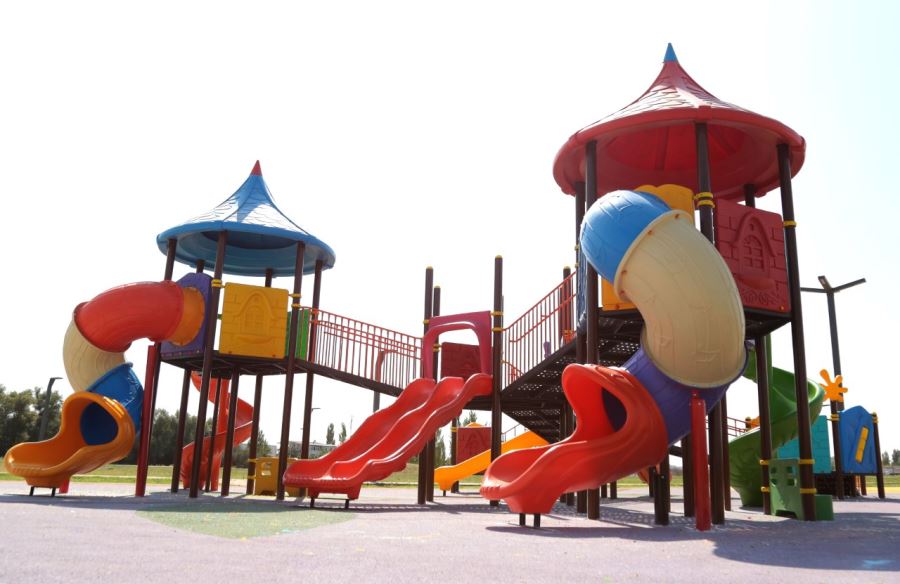 BAŞKAN DR. DİNÇER “2021 YILINDA ŞEHRİMİZE 9 ADET PARK KAZANDIRDIK”