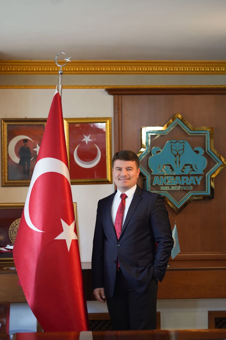 BELEDİYE BAŞKANI DR. EVREN DİNÇER YENİ YIL DOLAYISIYLA BİR MESAJ YAYINLADI