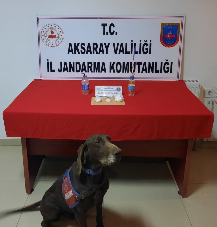 İL JANDARMADAN UYUŞTURUCU OPERASYONU 
