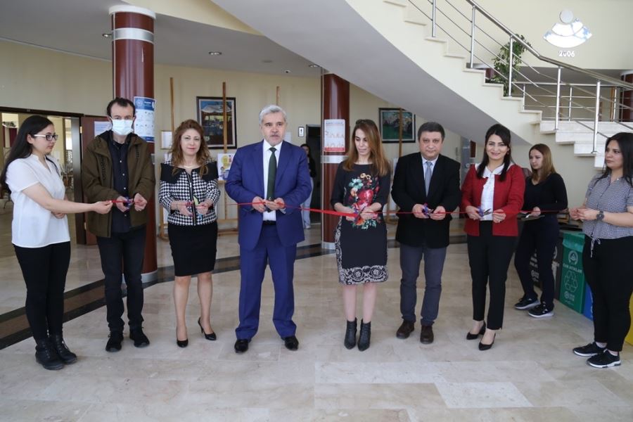 ÖĞRENCİLER 23 NİSAN’A ÖZGÜ AFİŞLER TASARLADI