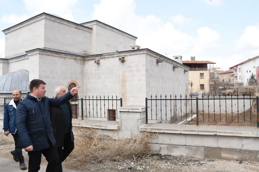 “BAŞKAN DİNÇER; “ECDAT YADİGARI ESERLERİMİZİN AYAĞA KALDIRILDIĞINI GÖRMEK GURUR VERİCİ”