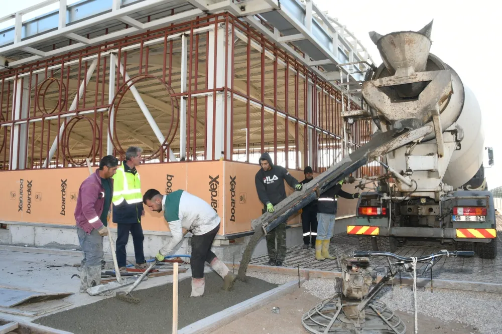 BAŞKAN DİNÇER; “ŞEHRİMİZİN HER NOKTASINDA CANLA BAŞLA ÇALIŞIYORUZ”
