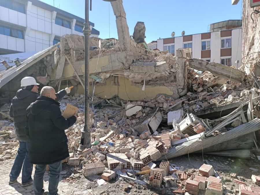 ENKAZLARDAN ADLİ DELİL TOPLAMA ÇALIŞMALARI SÜRÜYOR