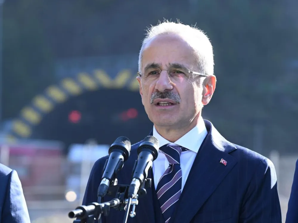 ULAŞTIRMA VE ALTYAPI BAKANI ABDULKADİR URALOĞLU: “6 ŞUBATTA ANLAŞILMIŞTIR Kİ; EN ÖNEMLİ İHTİYAÇLARDAN BİRİSİ ‘ULAŞIM”