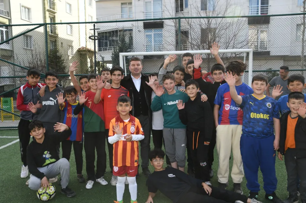 İLK ORUCUNU TUTANLARA HEDİYELER EVREN BAŞKANDAN