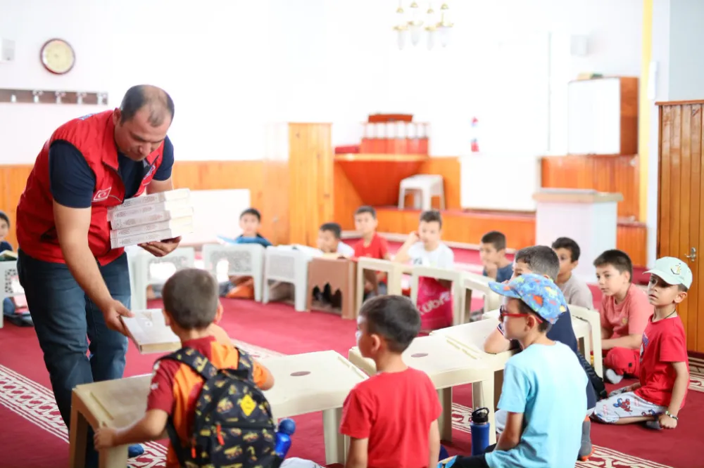 AKSARAY’DA YAZ BOYUNCA MANEVİ EĞİTİM SEFERBERLİĞİ
